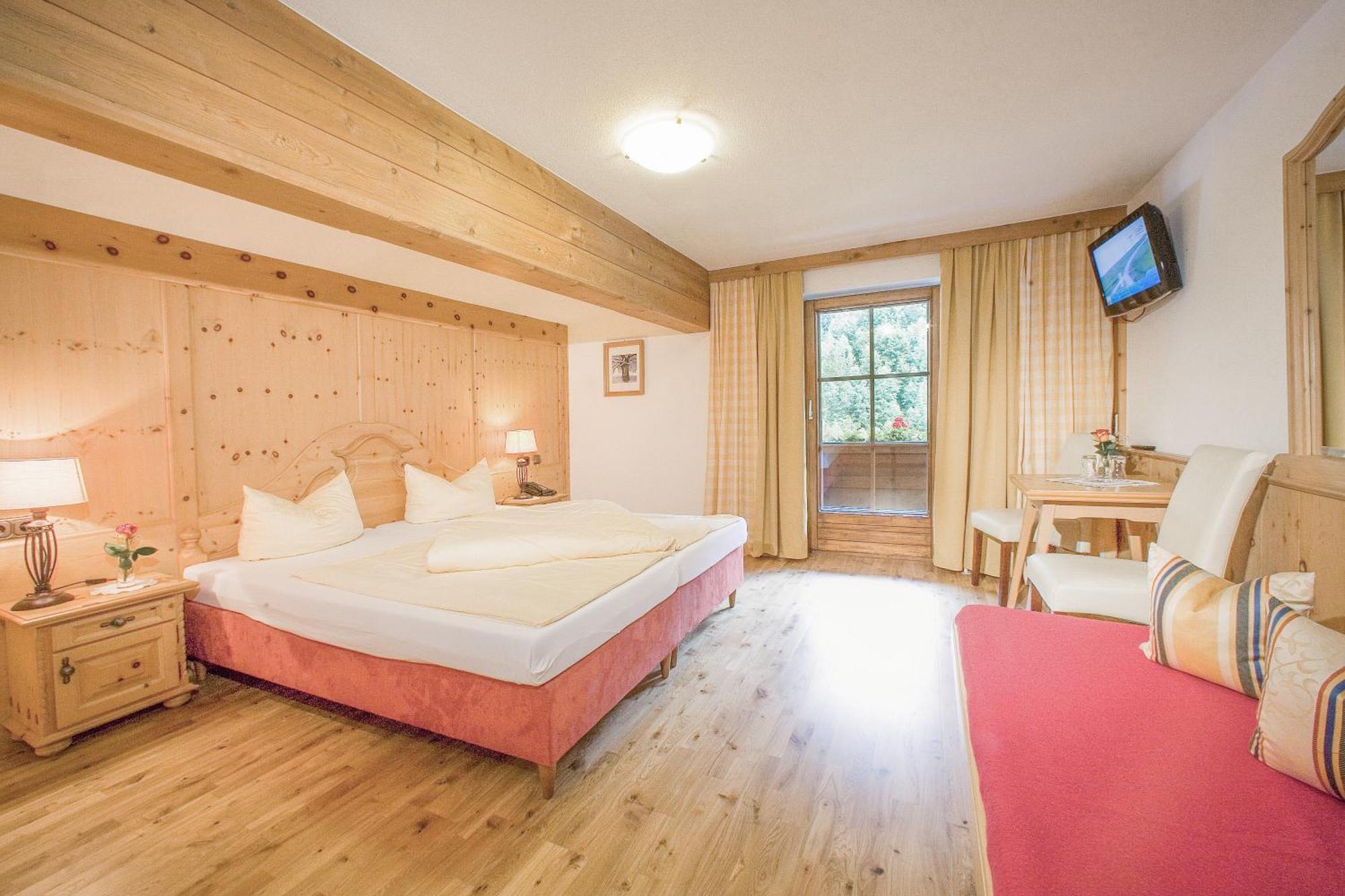 Alpenhotel Tirolerhof Gerlos Rom bilde