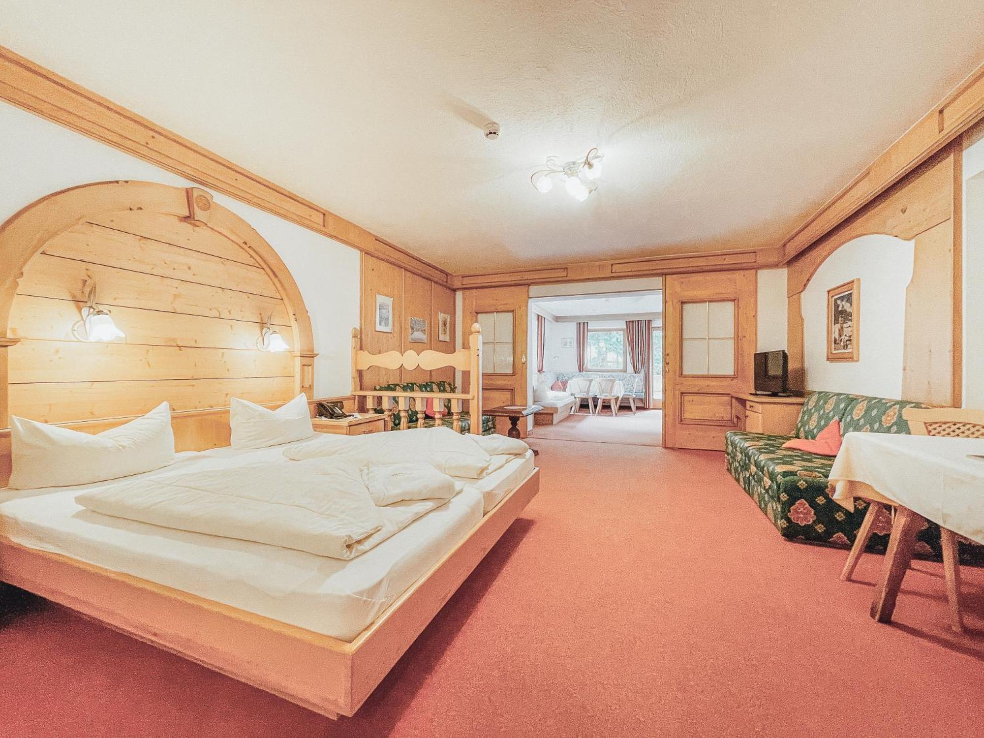 Alpenhotel Tirolerhof Gerlos Rom bilde