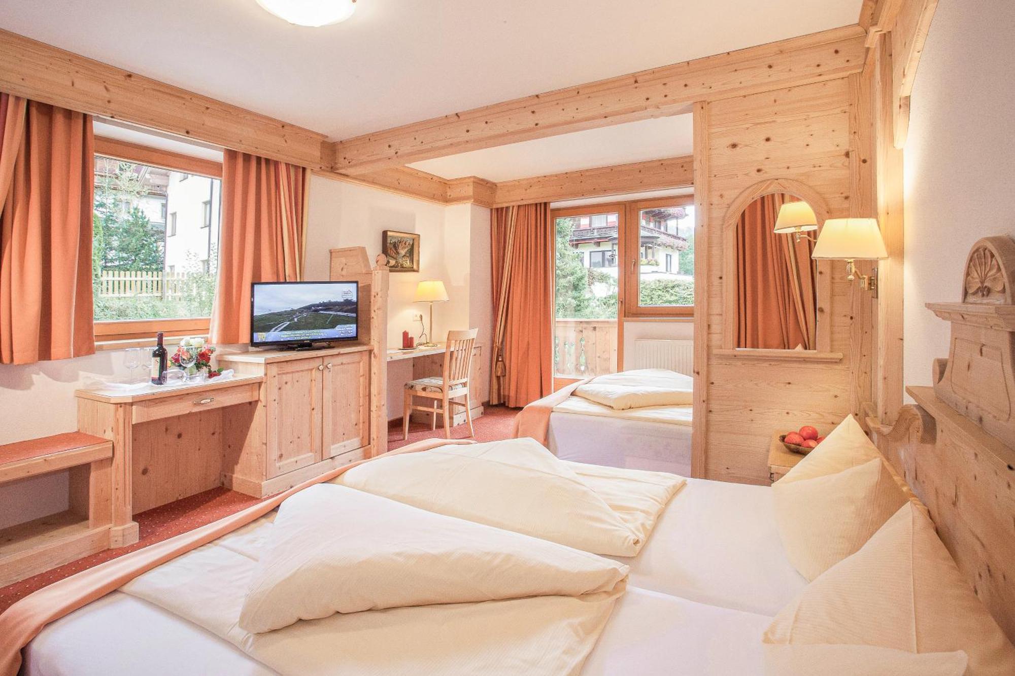Alpenhotel Tirolerhof Gerlos Rom bilde
