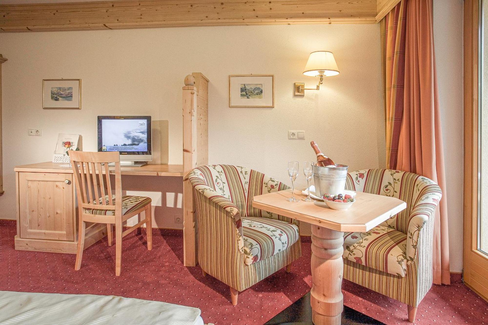 Alpenhotel Tirolerhof Gerlos Rom bilde