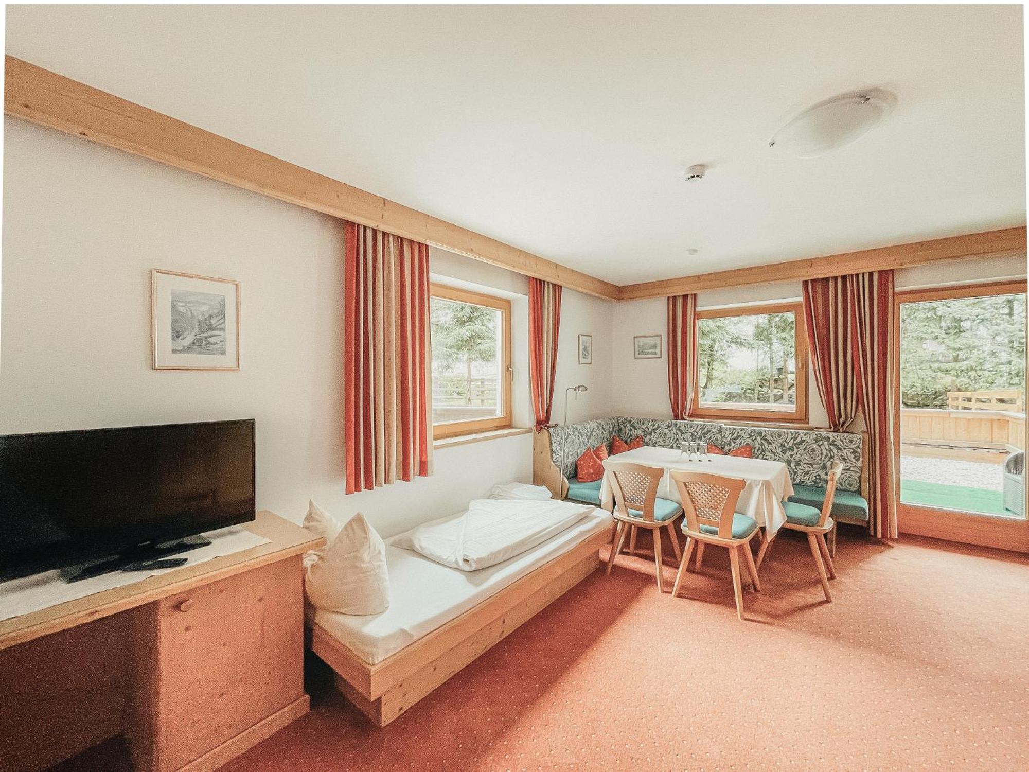 Alpenhotel Tirolerhof Gerlos Rom bilde