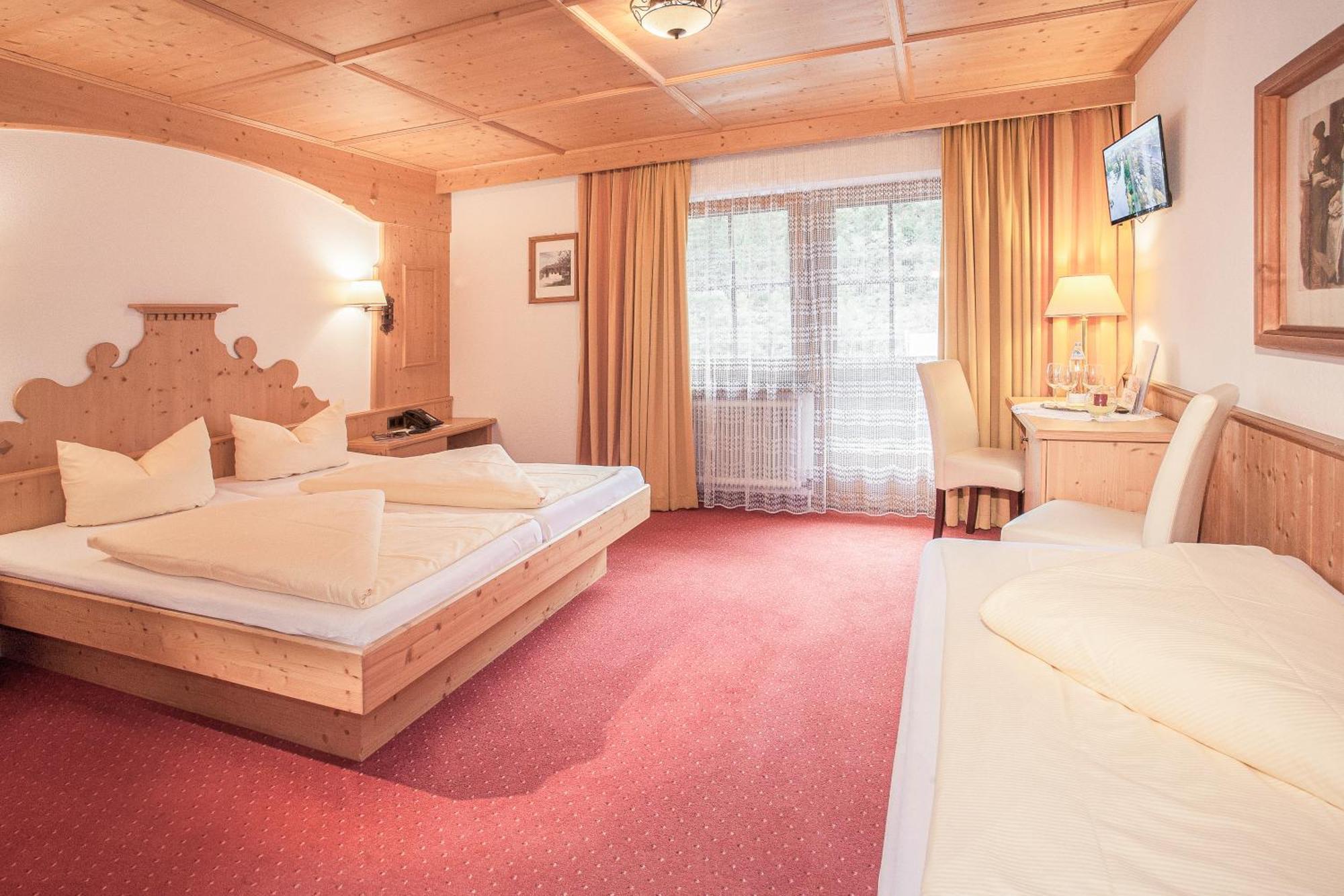 Alpenhotel Tirolerhof Gerlos Rom bilde