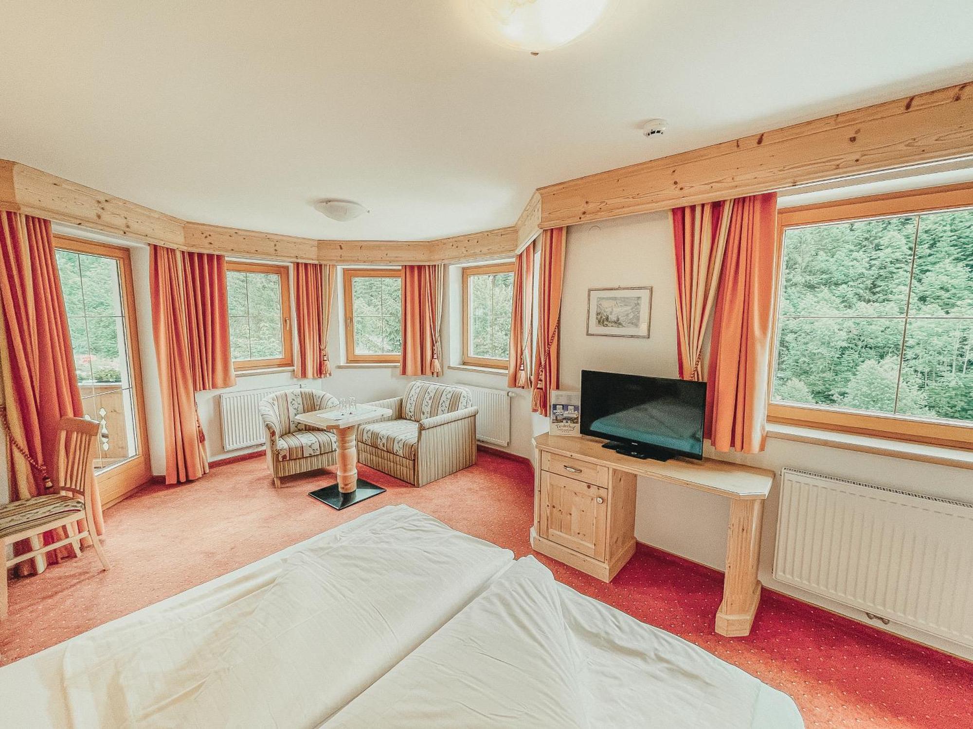 Alpenhotel Tirolerhof Gerlos Rom bilde
